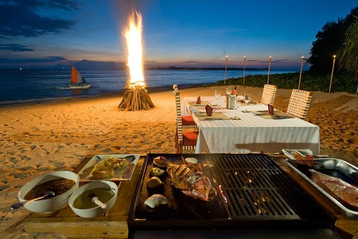 Romantic Beach Dinner