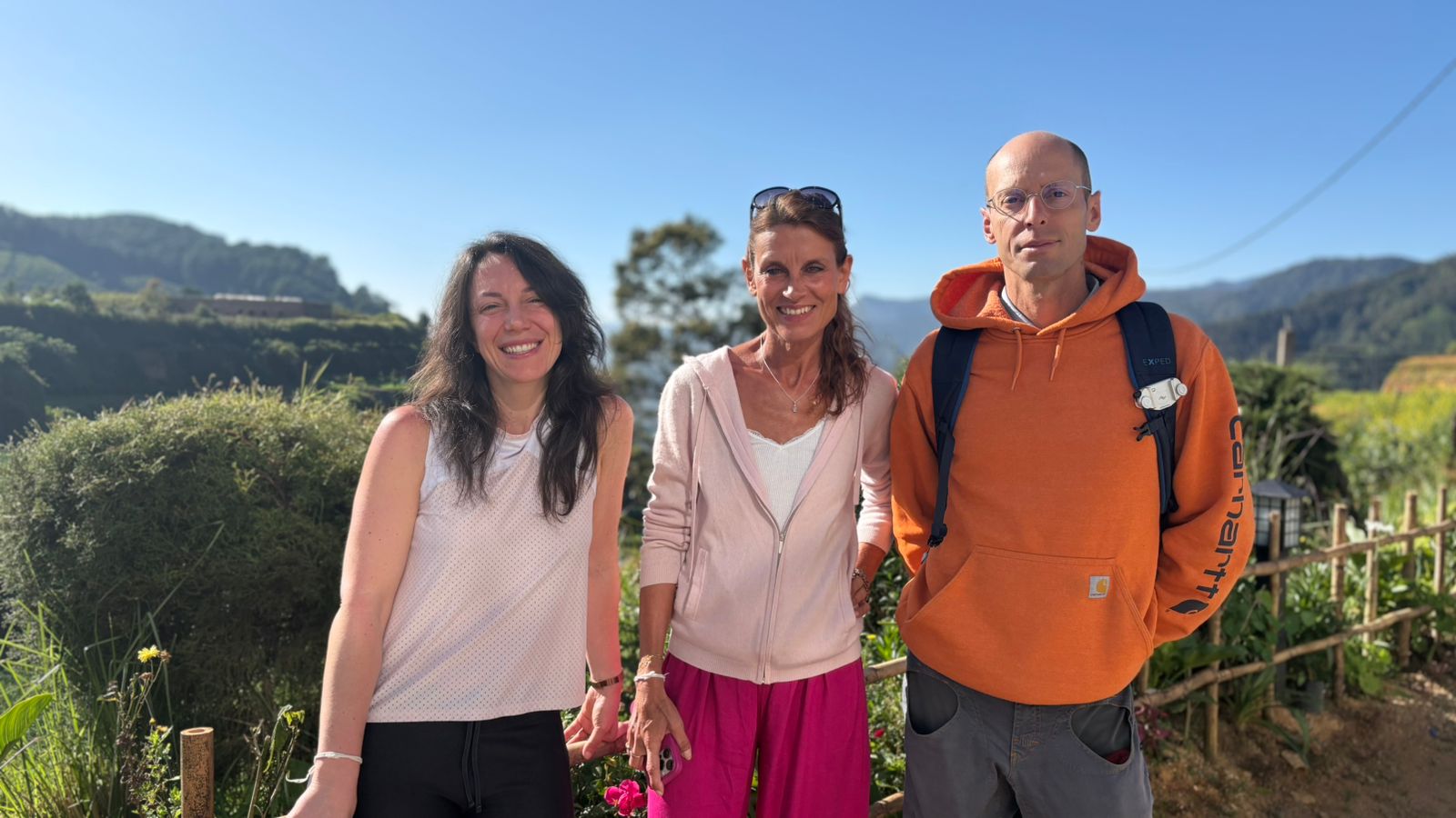 Guest enjoying Sri Lanka tour