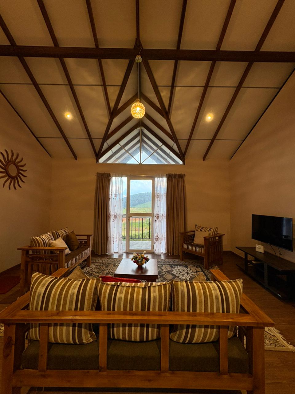 Luxury hotel stay in Sri Lanka